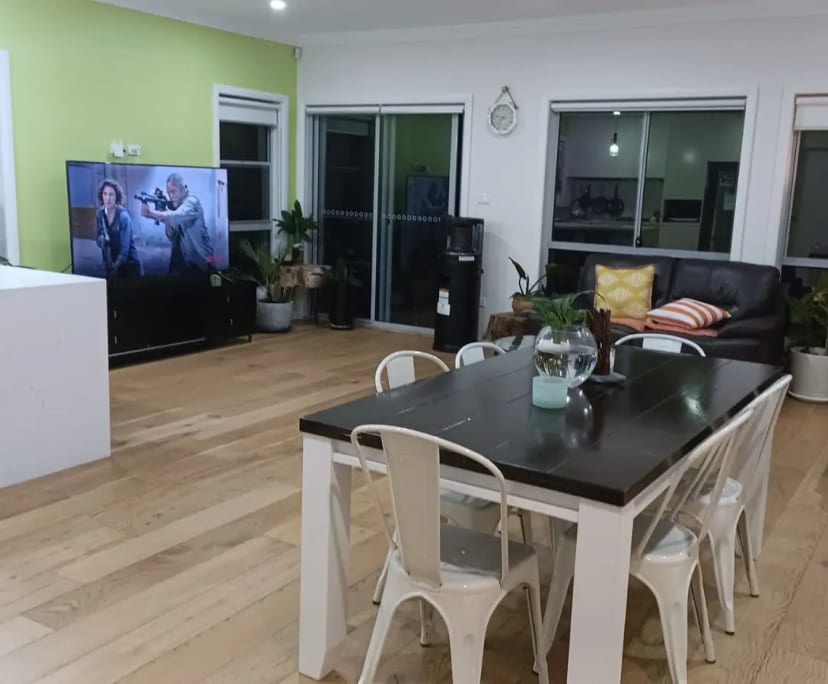 $300, Share-house, 4 bathrooms, Kingswood NSW 2747