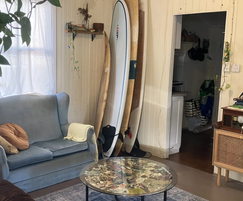 Room in a share house