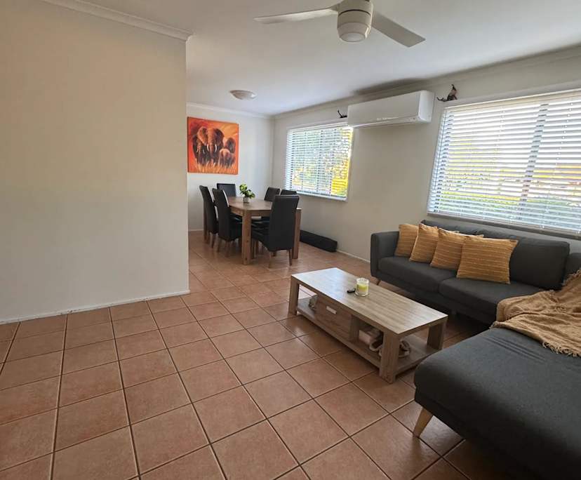 Furnished room in a share house