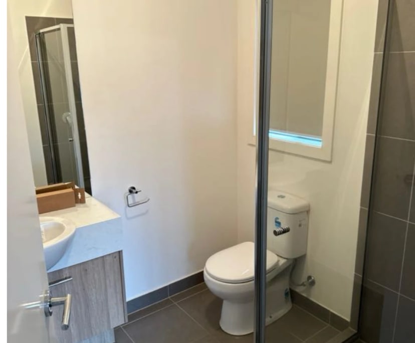 Room for Rent in Armstrong Creek, VIC | $280, Unfurn... | Flatmates.com.au