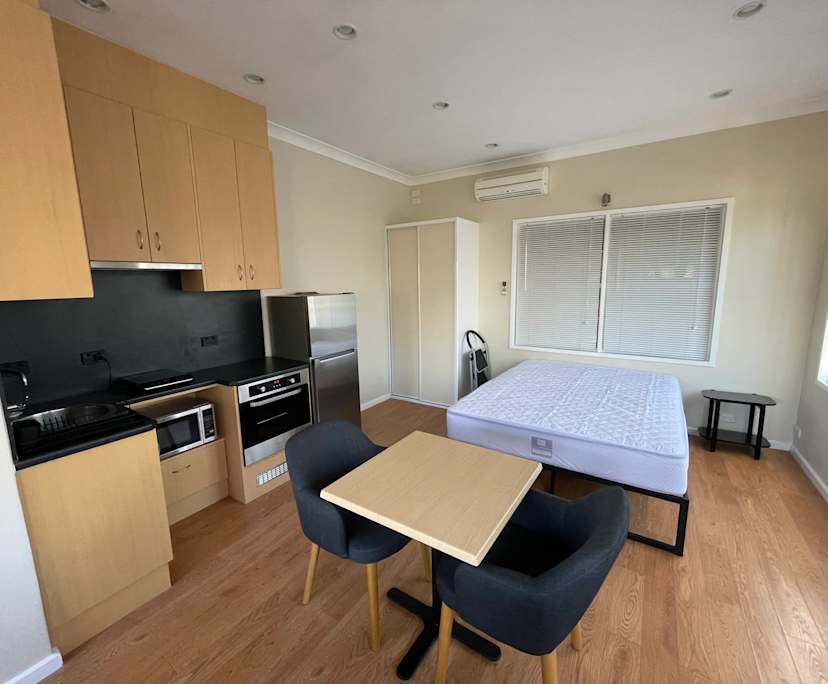 Furnished room studio flat for rent
