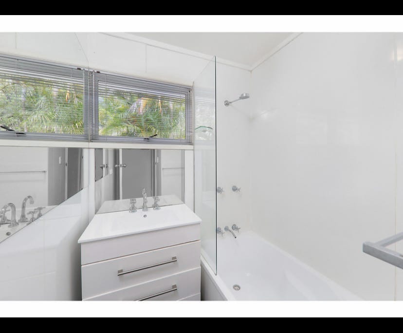 Whole property with 3 rooms for rent