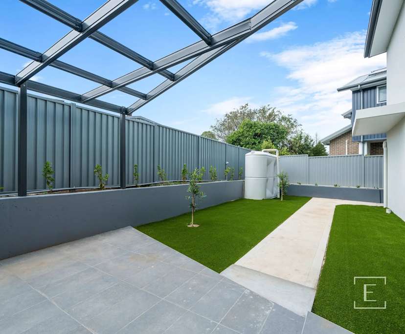 $330, Studio, 1 bathroom, Kingswood NSW 2747