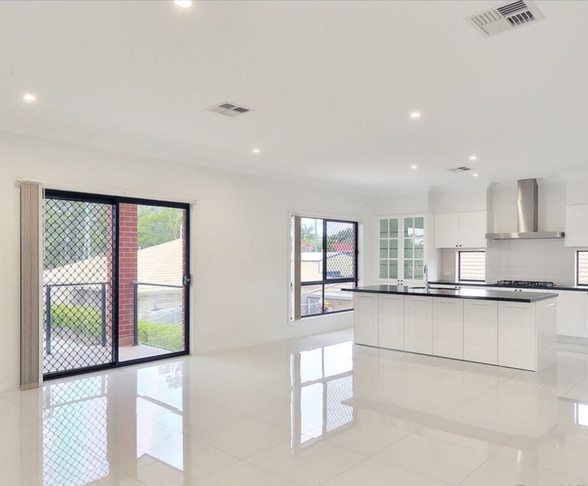 $230, Share-house, 3 bathrooms, Runcorn QLD 4113