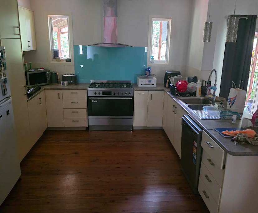 Room in a share house