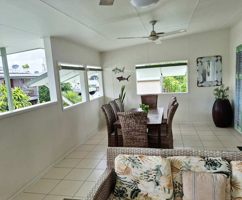 $350, Share-house, 5 bathrooms, Parramatta Park QLD 4870