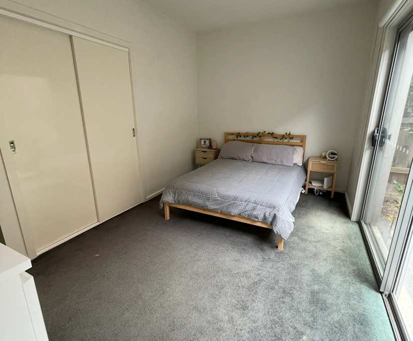 Room in a share house