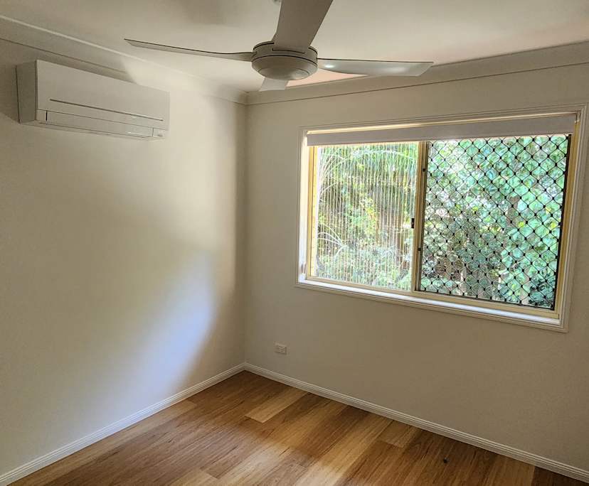 $300, Share-house, 3 bathrooms, Mitchelton QLD 4053