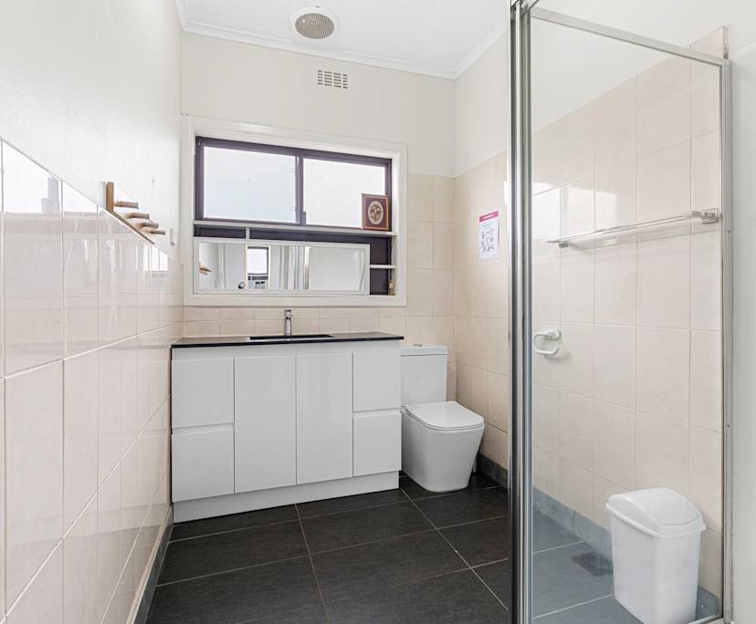 $300, Share-house, 6 bathrooms, Chadstone VIC 3148
