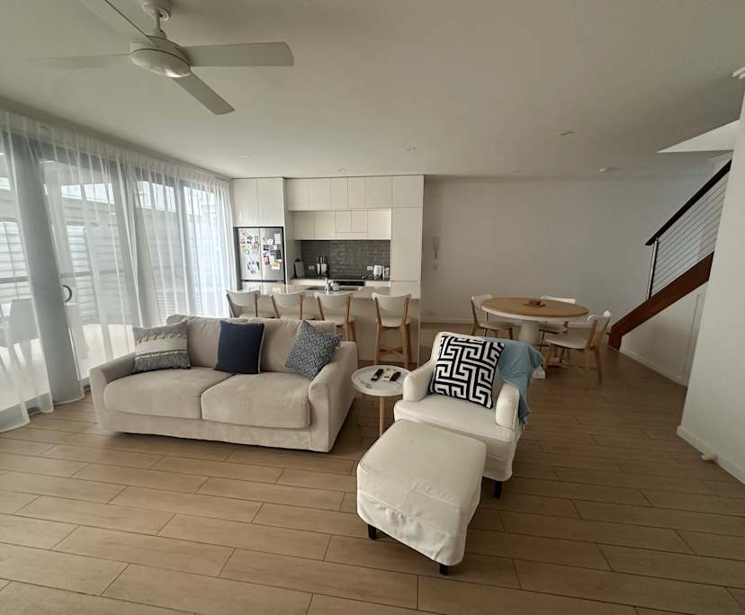 Room in a share house