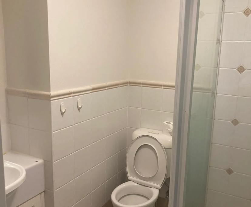 Furnished room with ensuite in a share house