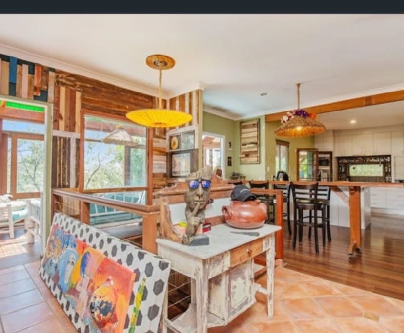 $600, Share-house, 5 bathrooms, Burleigh Heads QLD 4220