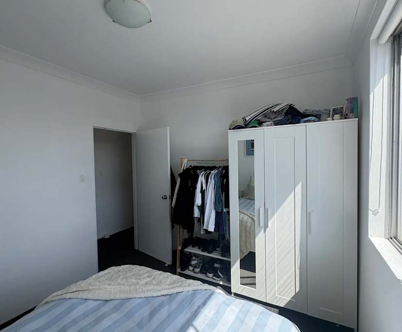 Unfurnished room in a flatshare