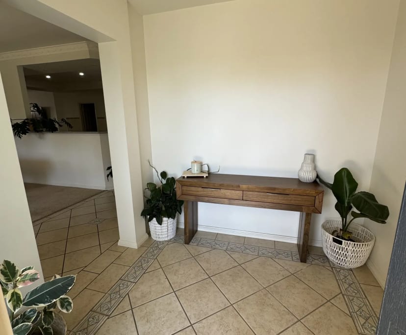 $325, Share-house, 3 rooms, Glenfield Park NSW 2650, Glenfield Park NSW 2650