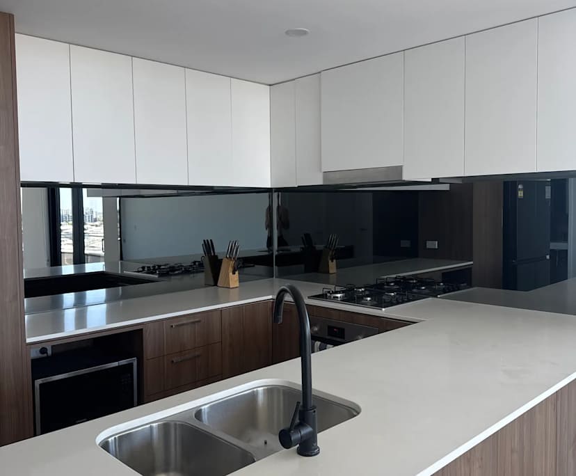 $400, Share-house, 3 bathrooms, Hope Island QLD 4212