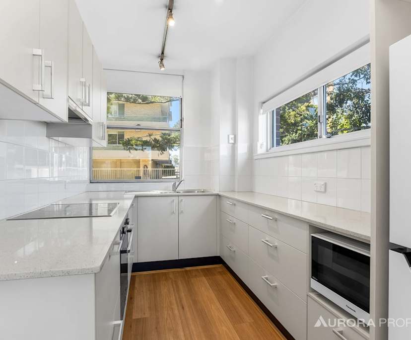 Whole property with 2 rooms for rent