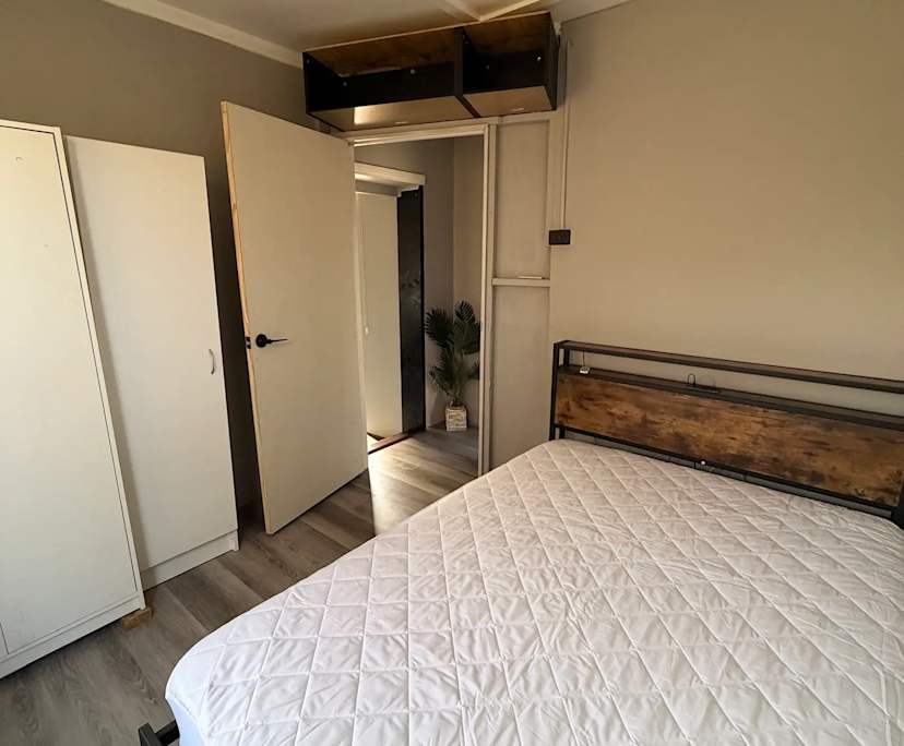 $220-240, Homestay, 2 rooms, Sydenham VIC 3037, Sydenham VIC 3037