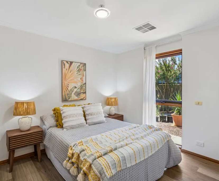 Room in a share house