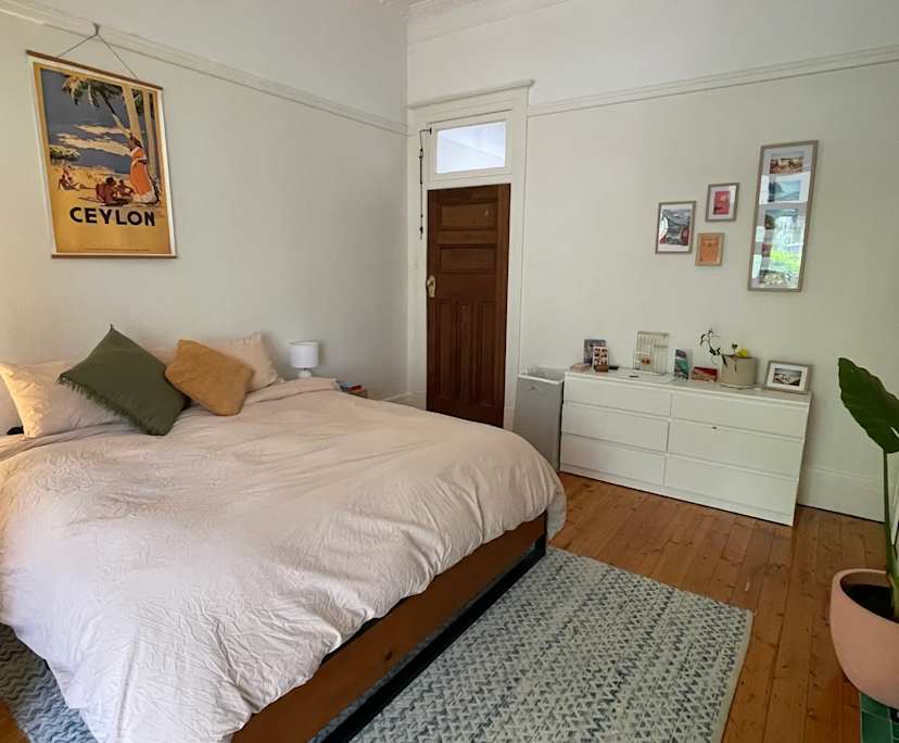 Whole property with 2 rooms for rent