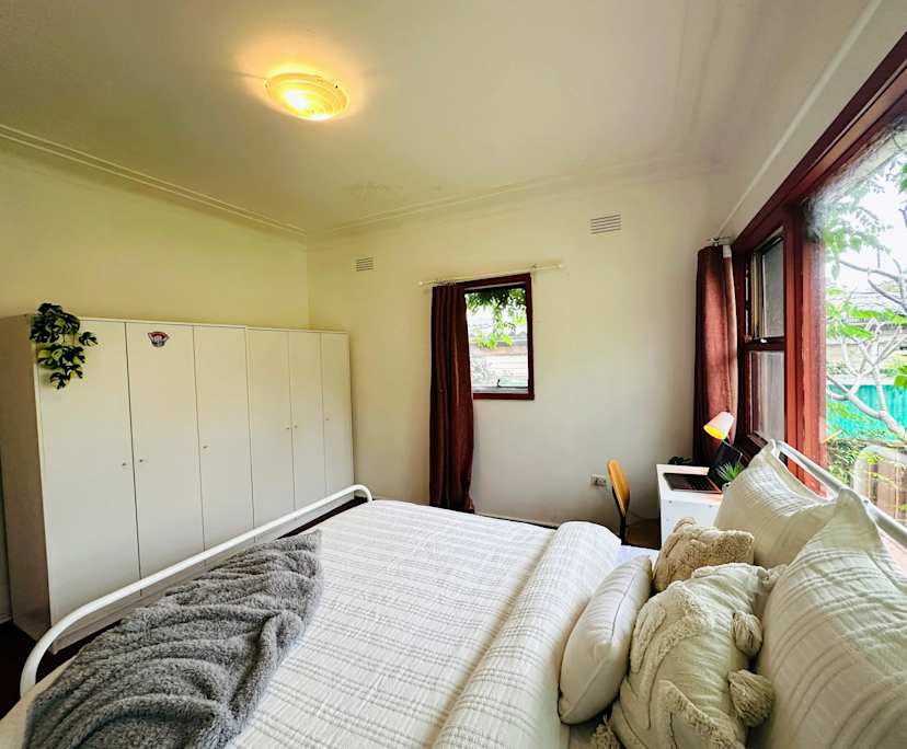propertyImage