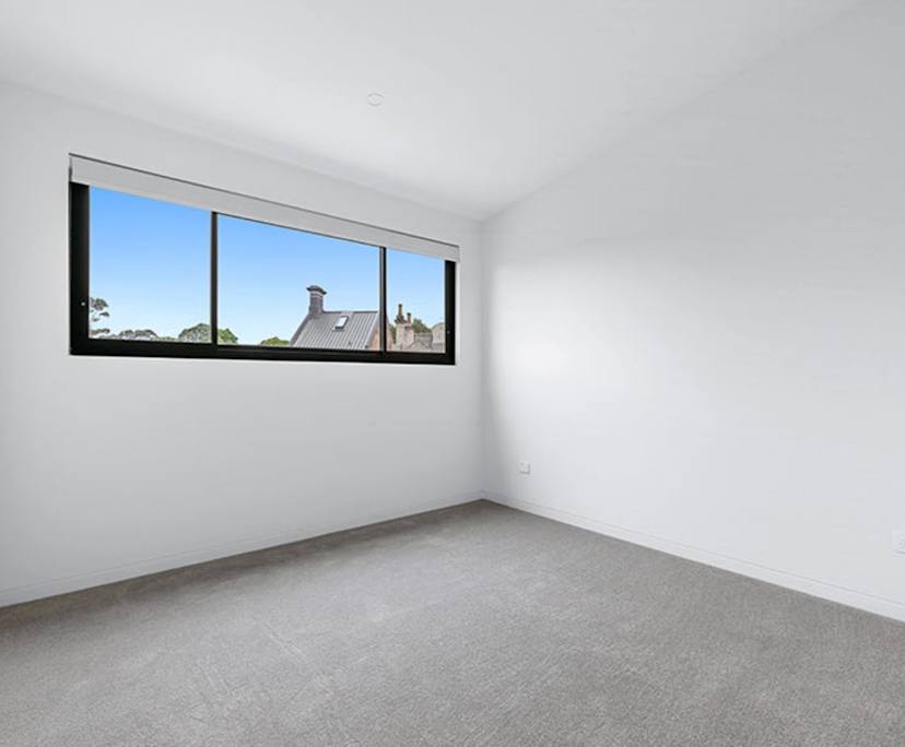 Unfurnished room in a share house