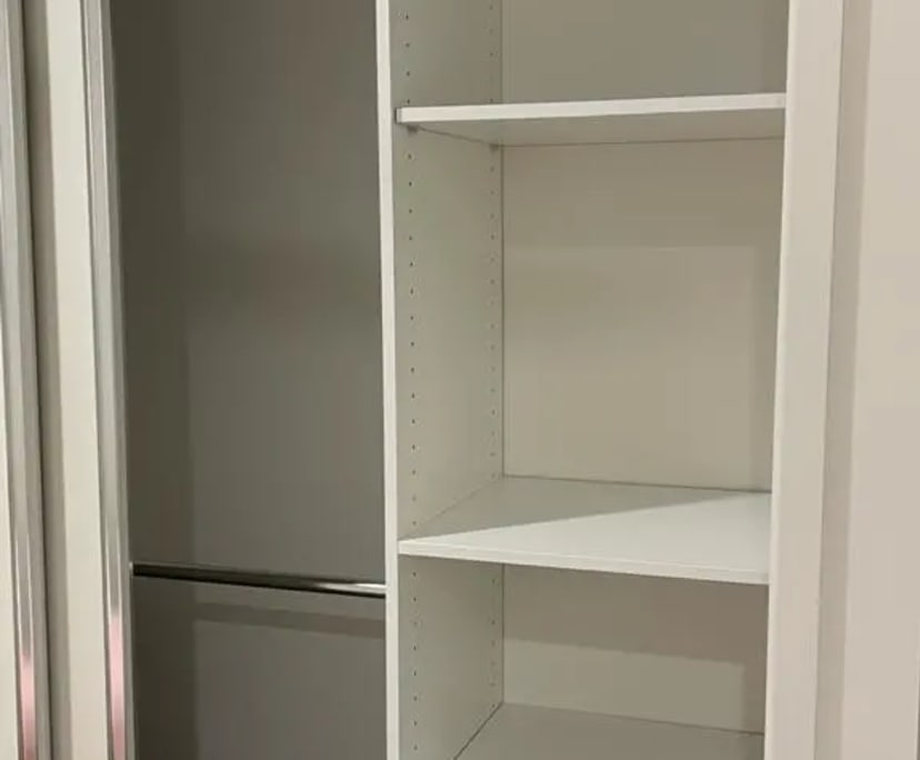 Room in a share house