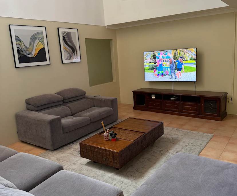Room in a share house