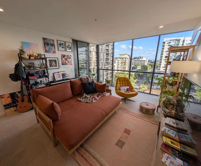 Unfurnished room in a flatshare