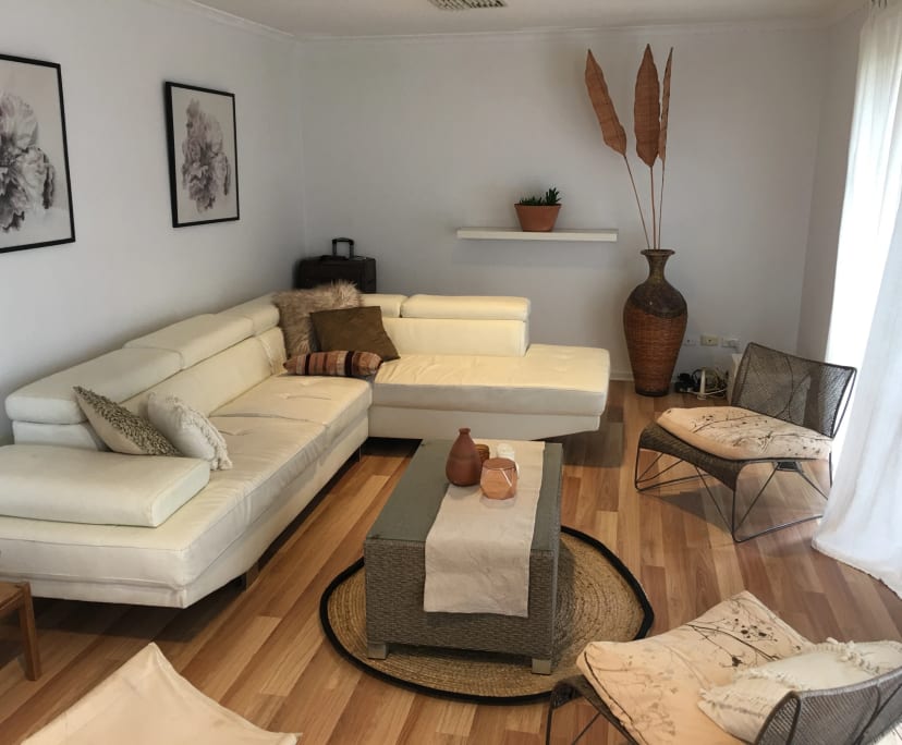Room in a share house