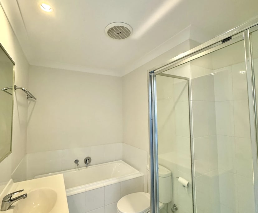 $260, Share-house, 3 bathrooms, Doolandella QLD 4077