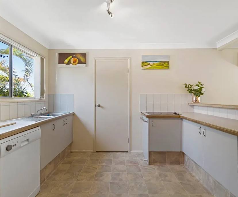 $400, Share-house, 2 bathrooms, Biggera Waters QLD 4216