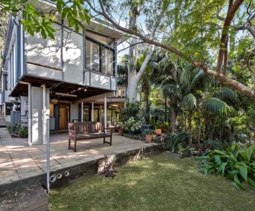 Room in a share house