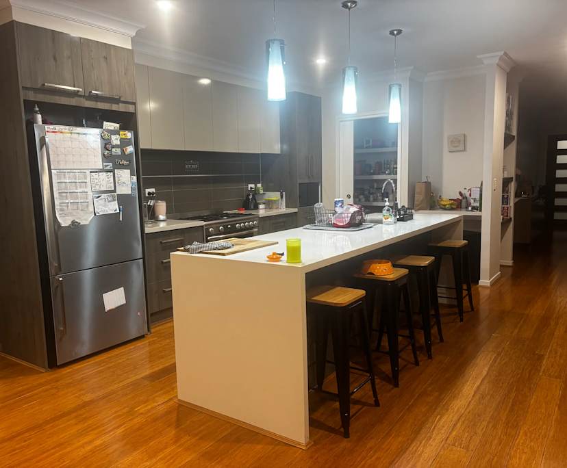 $300, Share-house, 4 bathrooms, Springfield Lakes QLD 4300