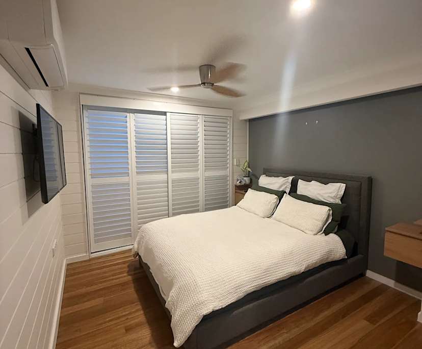 Furnished room with ensuite in a share house