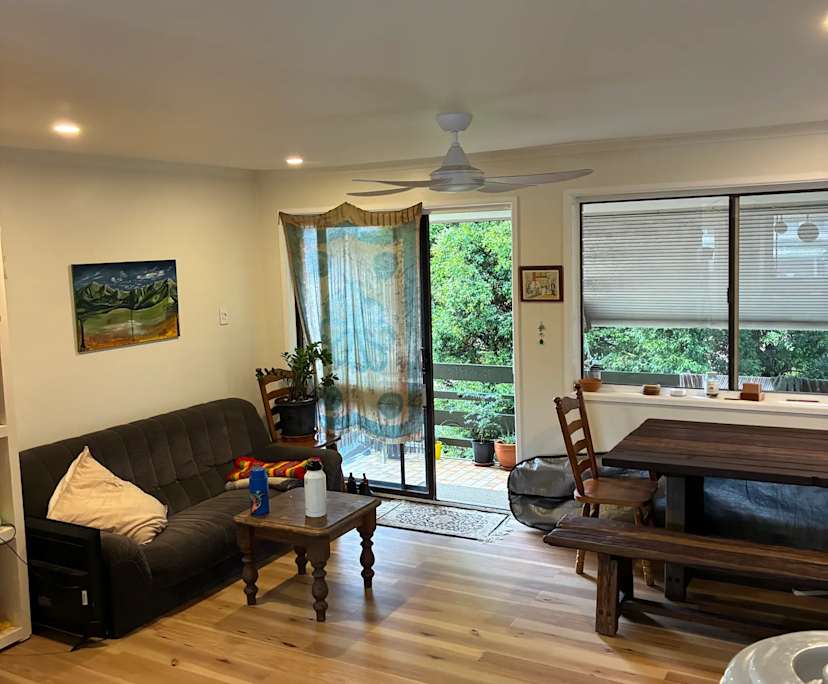 Room in a share house