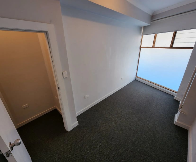 Room in a share house