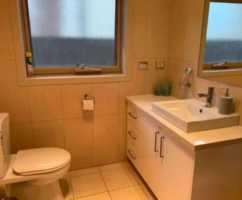 Unfurnished room in a share house