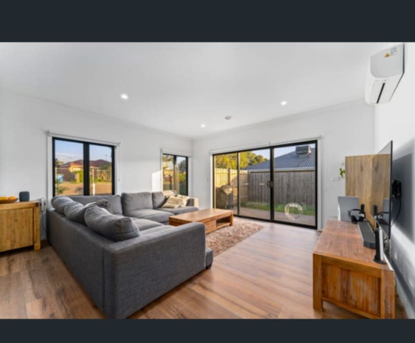 propertyImage