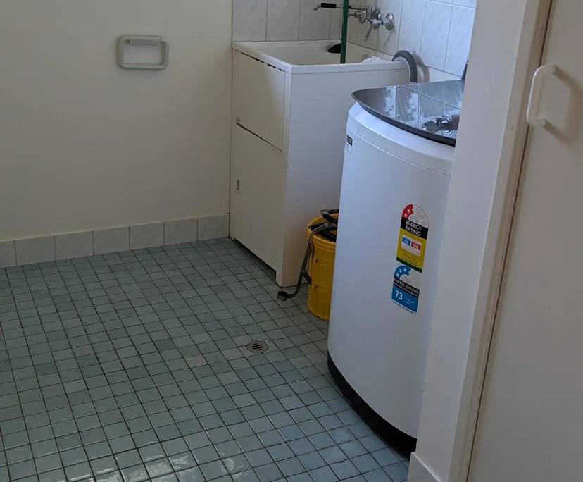 $240, Share-house, 3 bathrooms, Allenstown QLD 4700