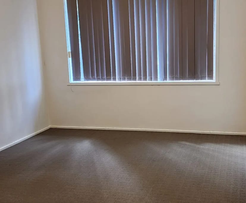 Unfurnished room in a share house