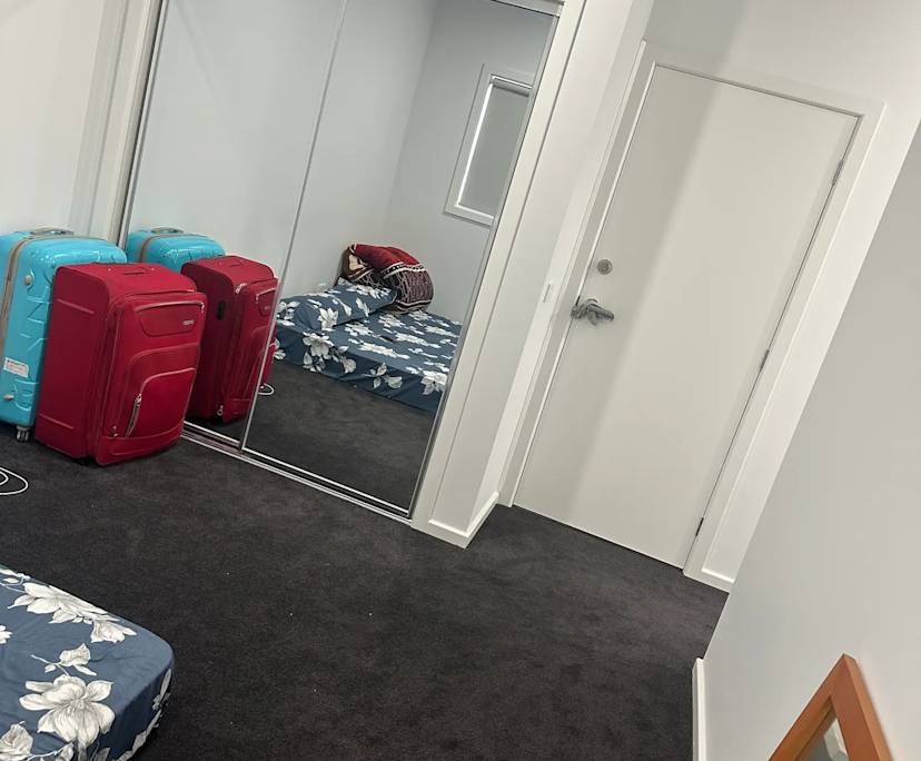 Unfurnished room granny flat for rent