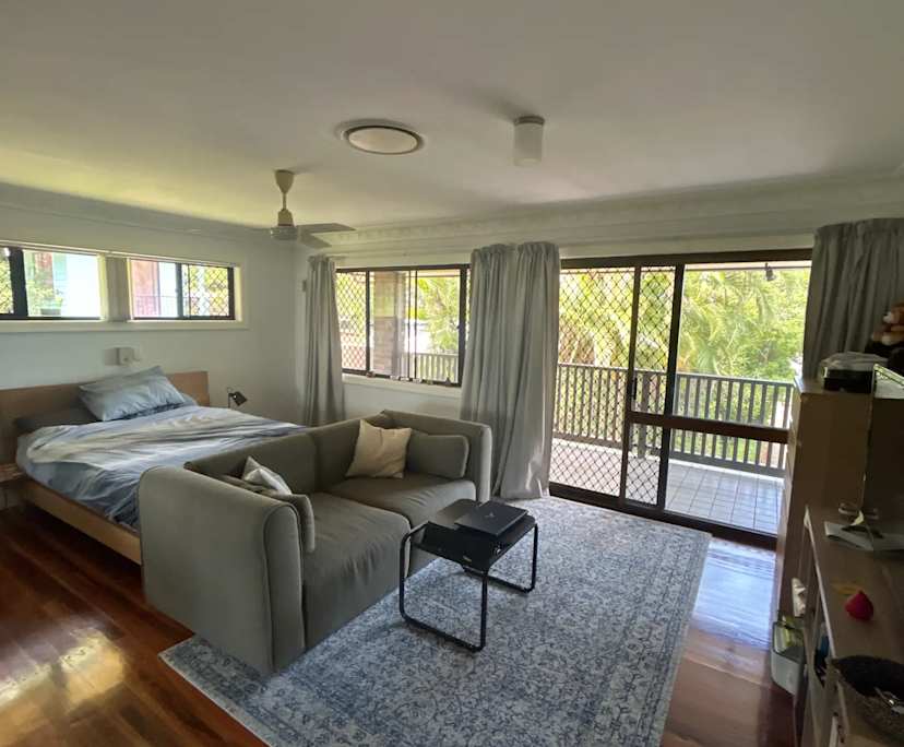 Furnished room with ensuite in a share house