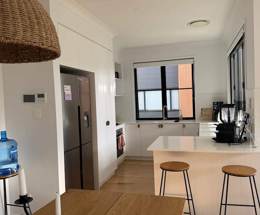 Unfurnished room with own bathroom