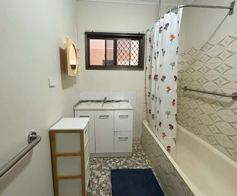 $300, Share-house, 3 bathrooms, Millner NT 0810