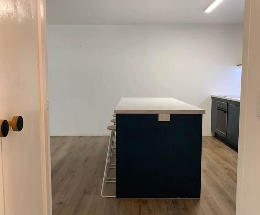 $675, Whole-property, 2 bathrooms, Labrador QLD 4215