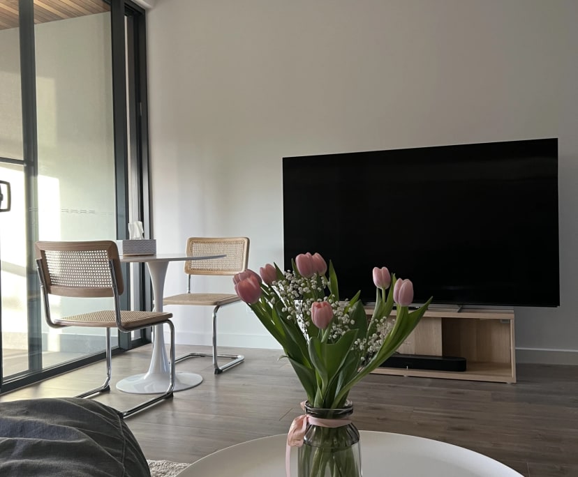 Room in a share house
