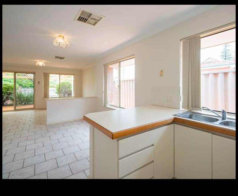 Unfurnished room in a share house