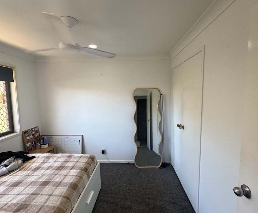 Unfurnished room with own bathroom