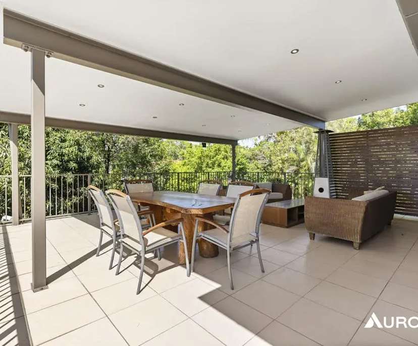 Unfurnished room with ensuite in a flatshare