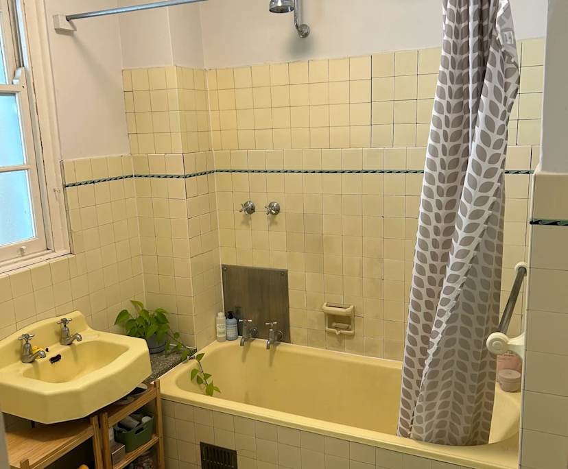 $310, Flatshare, 2 bathrooms, Newcastle NSW 2300